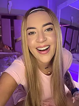 Snapshot of AlyonaWester_ chatting on 02-24-26, 09:46 AlyonaWester online show from 02-24-26, 09:46