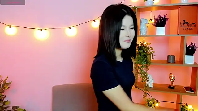 Snapshot of JudeSteuart chatting on 12-03-25, 07:27 JudeSteuart online show from 12-03-25, 07:27