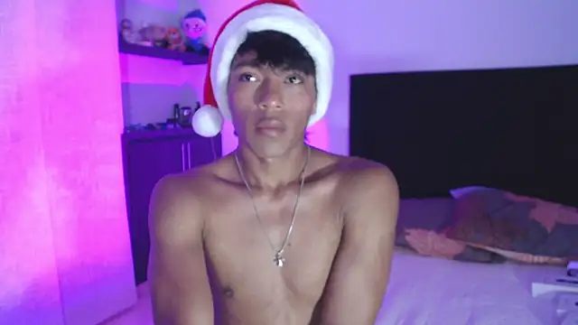 Snapshot of santinaughty chatting on 12-01-25, 04:28 santinaughty online show from 12-01-25, 04:28