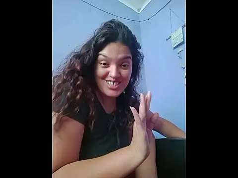 Snapshot of eviltati chatting on 12-14-25, 04:45 eviltati online show from 12-14-25, 04:45