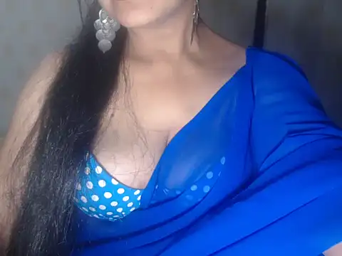Snapshot of Hotronita123 chatting on 05-03-26, 05:52 Hotronita123 online show from 05-03-26, 05:52