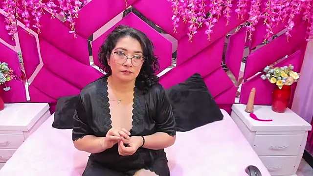 Alexa Sanz online show from 12-05-25, 07:32