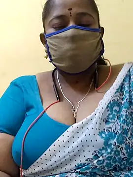 Snapshot of Thanmaya22 chatting on 12-01-25, 06:57 Thanmaya22 online show from 12-01-25, 06:57