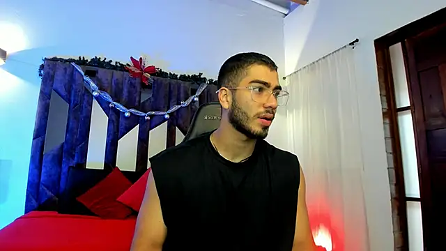 Franco banderas online show from 12-03-25, 03:21