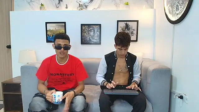 Snapshot of BIG_COCKS chatting on 12-15-25, 07:12 BIG COCKS online show from 12-15-25, 07:12