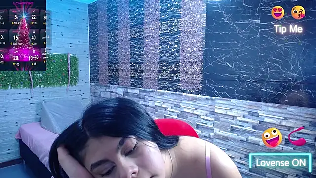 emma petit07 online show from 12-13-25, 07:53