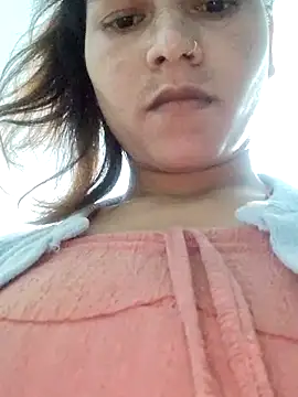 Snapshot of RADHIKA-1143 chatting on 12-14-25, 01:27 RADHIKA-1143 online show from 12-14-25, 01:27