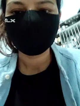 Snapshot of RADHIKA-1143 chatting on 12-16-25, 01:54 RADHIKA-1143 online show from 12-16-25, 01:54