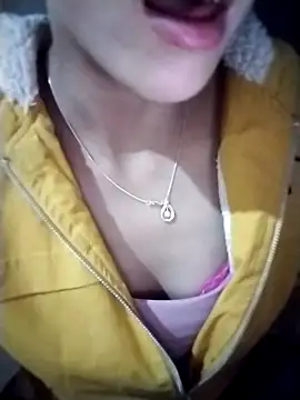 Snapshot of iam-eli chatting on 12-16-25, 01:10 iam-eli online show from 12-16-25, 01:10