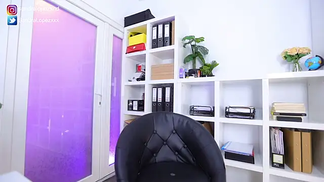 SandraLopezxx online show from 03-15-25, 06:32