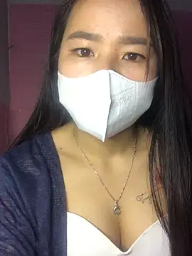 Snapshot of -Lisa-03 chatting on 12-01-25, 11:54 -Lisa-03 online show from 12-01-25, 11:54