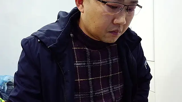 Snapshot of tudou9899 chatting on 01-15-26, 03:49 tudou9899 online show from 01-15-26, 03:49