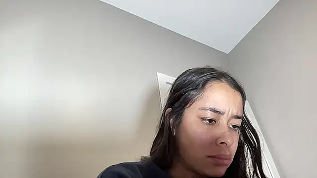 Snapshot of HosanaKim chatting on 07-15-26, 02:06 HosanaKim online show from 07-15-26, 02:06