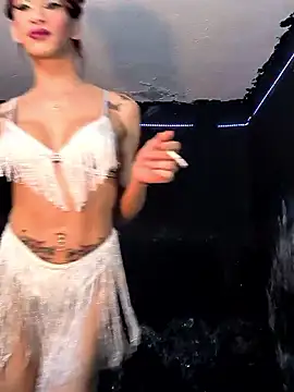 makensys dirty hot online show from 12-13-25, 08:14