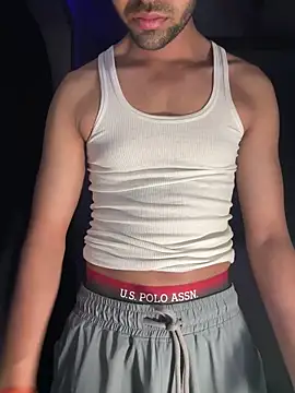 Snapshot of fitboy_xxx chatting on 02-17-26, 08:04 fitboy xxx online show from 02-17-26, 08:04