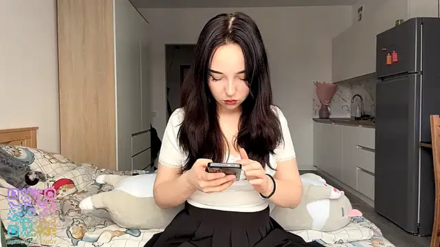 WhiteNoiseJoy online show from 12-17-25, 06:08