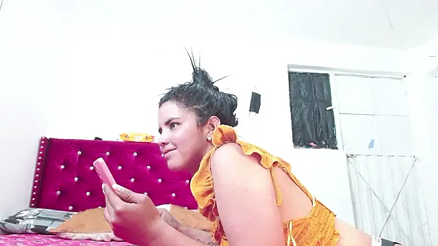 lucy devil23 online show from 01-06-26, 08:12