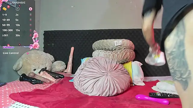 Shadia Squirt online show from 03-29-26, 09:48