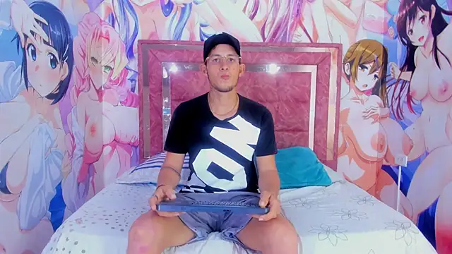 Snapshot of SteelAdonis_ chatting on 12-01-25, 12:43 SteelAdonis online show from 12-01-25, 12:43