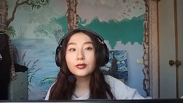 Snapshot of Sofiaherexo chatting on 12-15-25, 10:52 Sofiaherexo online show from 12-15-25, 10:52