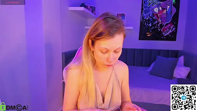 Michelle Mary online show from 12-14-25, 01:22