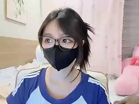 Snapshot of Yuyu-baobei chatting on 12-14-25, 07:51 Yuyu-baobei online show from 12-14-25, 07:51