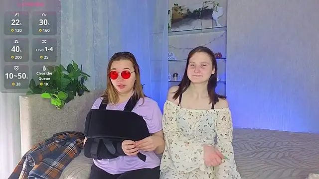 Snapshot of DorlaKavadias chatting on 12-16-25, 04:17 DorlaKavadias online show from 12-16-25, 04:17