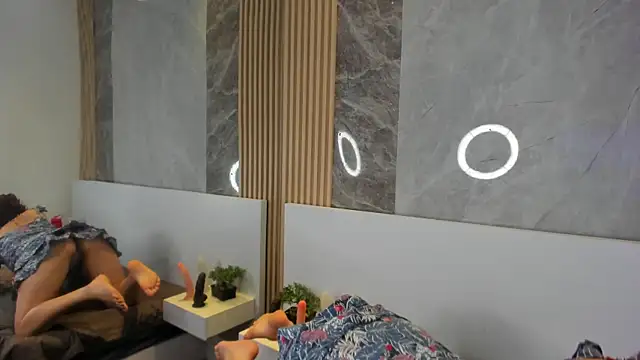 MissSavage  online show from 12-16-25, 07:30