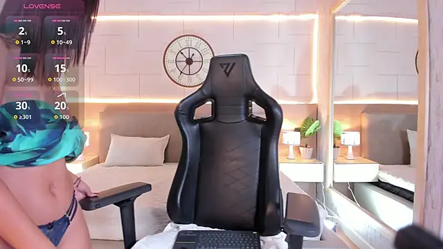 Lana kalix online show from 02-06-26, 07:50