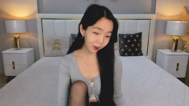 Snapshot of EMILY_GREENSON chatting on 02-14-26, 06:43 EMILY GREENSON online show from 02-14-26, 06:43