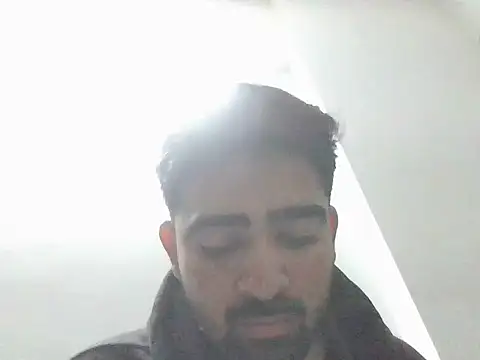 Snapshot of Jahaan2243 chatting on 12-15-25, 02:54 Jahaan2243 online show from 12-15-25, 02:54