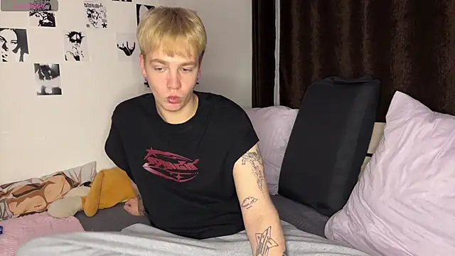 Snapshot of olivertasty2 chatting on 12-04-25, 06:16 olivertasty2 online show from 12-04-25, 06:16