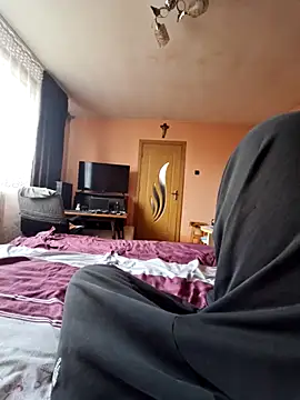 Snapshot of StephanSharp chatting on 12-04-25, 10:46 StephanSharp online show from 12-04-25, 10:46