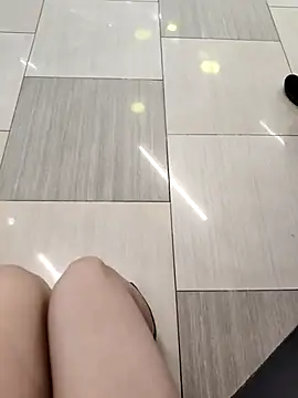 Snapshot of Miky_Lyn chatting on 02-10-26, 04:38 Miky Lyn online show from 02-10-26, 04:38