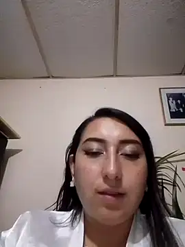 Valeria montana  online show from 02-12-26, 12:16