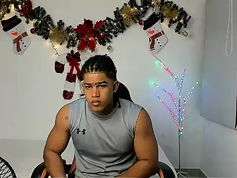 Snapshot of alex_balck chatting on 12-15-25, 11:03 alex balck online show from 12-15-25, 11:03