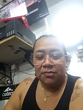 Snapshot of vicky-duarte chatting on 12-18-25, 08:59 vicky-duarte online show from 12-18-25, 08:59