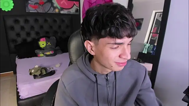 Snapshot of CONNOR_STONNE_ chatting on 01-07-26, 08:44 CONNOR STONNE online show from 01-07-26, 08:44