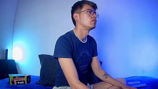 nicolatinboy online show from 02-16-26, 09:11