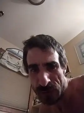 Snapshot of bigjohnson2914 chatting on 06-25-26, 05:12 bigjohnson2914 online show from 06-25-26, 05:12