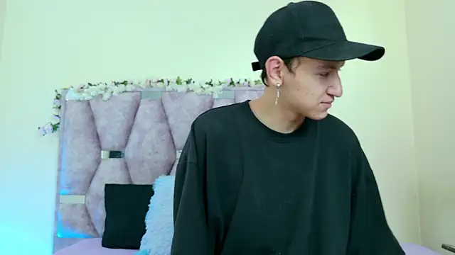 iris and damian online show from 02-11-26, 05:18