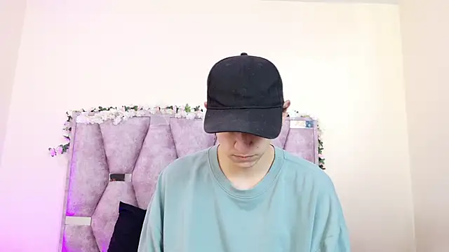 iris and damian online show from 02-26-26, 05:12