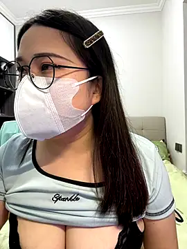 Snapshot of mi-AIoo chatting on 12-15-25, 03:49 mi-AIoo online show from 12-15-25, 03:49