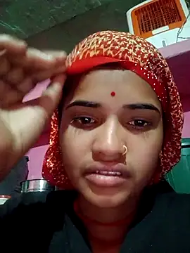 Snapshot of Neha637 chatting on 12-05-25, 04:47 Neha637 online show from 12-05-25, 04:47