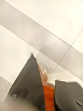 Snapshot of Baby-Linh chatting on 01-19-26, 11:14 Baby-Linh online show from 01-19-26, 11:14