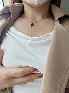 Baby-Linh online show from 03-04-26, 05:24