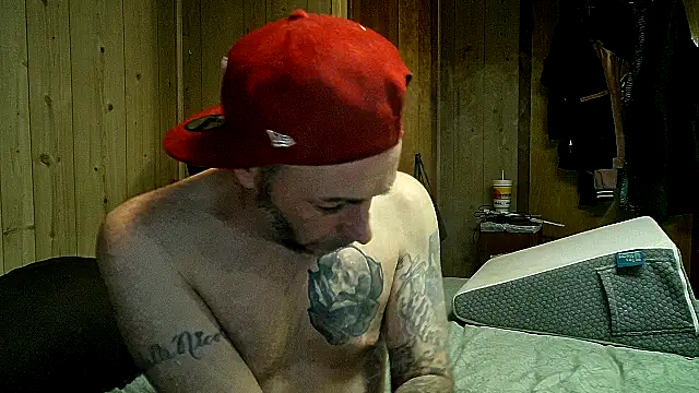 8point5guy online show from 12-17-25, 05:57