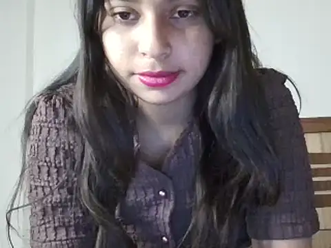Snapshot of priya_008 chatting on 12-05-25, 09:29 priya 008 online show from 12-05-25, 09:29