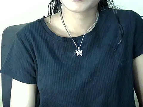 Snapshot of Shab_M chatting on 02-15-26, 05:37 Shab M online show from 02-15-26, 05:37