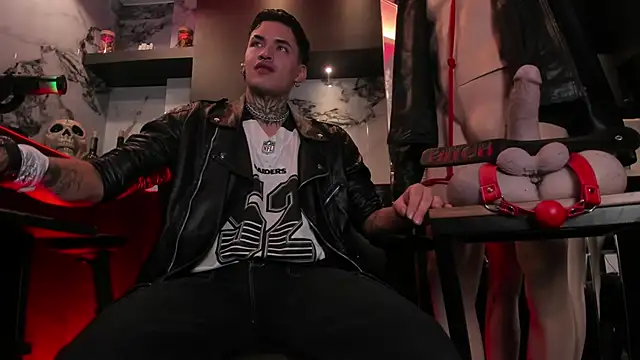 AlecBanne online show from 04-02-26, 10:51